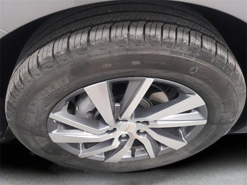 Used 2024 Chevrolet Equinox Premier image 30