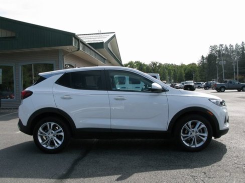 Used 2023 Buick Encore GX Preferred w/ Cold Weather Comfort Package image 3