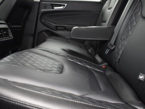 Used 2024 Ford Edge Titanium image 16