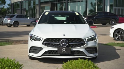 Used 2022 Mercedes-Benz CLA 250 4MATIC image 2