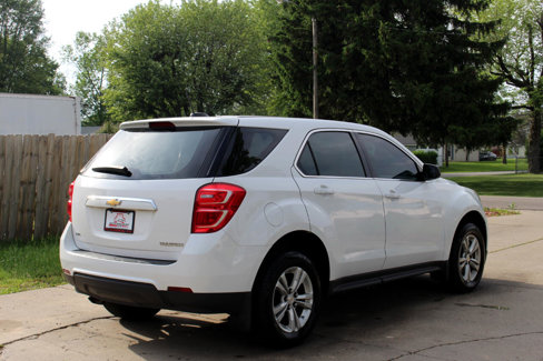 Used 2016 Chevrolet Equinox LS image 9