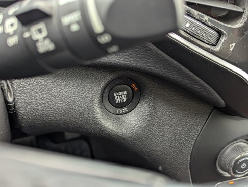 Used 2019 Jeep Cherokee Latitude Plus w/ Cold Weather Group image 35