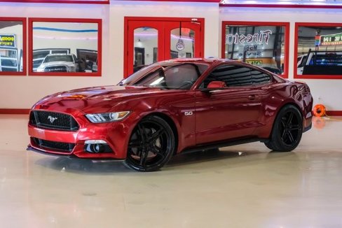 Used 2016 Ford Mustang GT Premium image 2