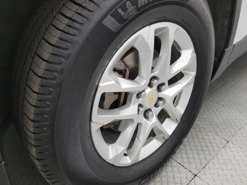 Used 2020 Chevrolet Traverse LS image 31