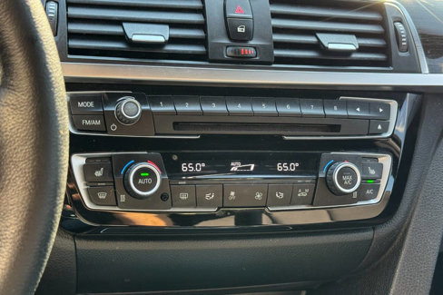 Used 2018 BMW 330i xDrive Sedan image 25