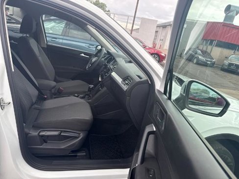 Used 2020 Volkswagen Tiguan S image 27