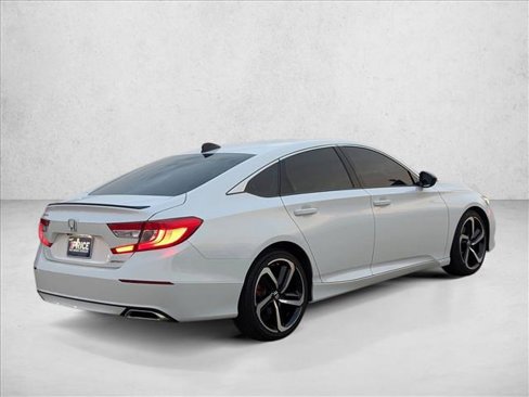 Used 2021 Honda Accord Sport image 5
