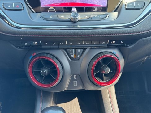 Used 2020 Chevrolet Blazer RS image 23