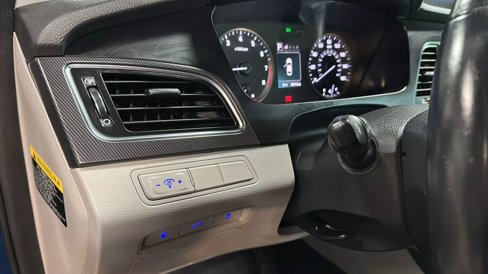 Used 2017 Hyundai Sonata Sport w/ Value Edition Package 02 image 42