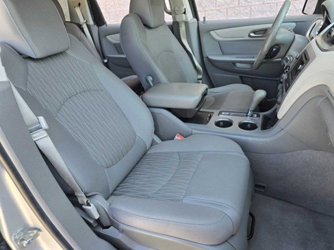 Used 2017 Chevrolet Traverse LS image 5