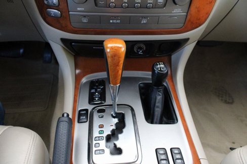 Used 2003 Lexus LX 470 4WD image 38