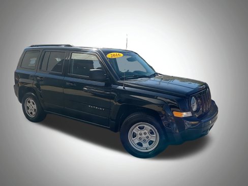 Used 2016 Jeep Patriot Sport w/ Power Value Group image 14