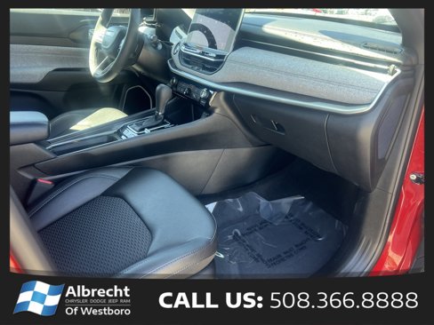 Certified 2023 Jeep Compass Latitude w/ Convenience Group image 21