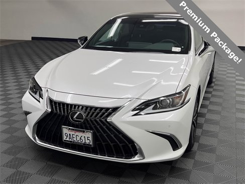 Certified 2022 Lexus ES 350 w/ Premium Package image 2