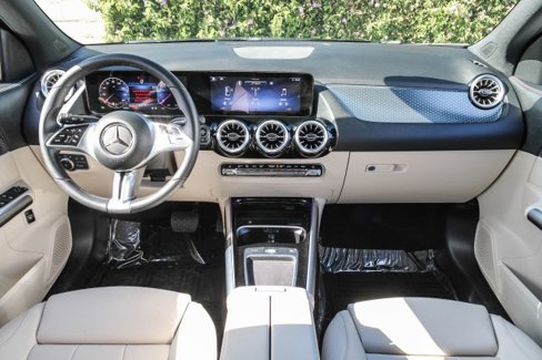 Certified 2025 Mercedes-Benz GLA 250 4MATIC image 12