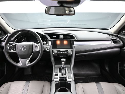 Used 2017 Honda Civic Touring image 29