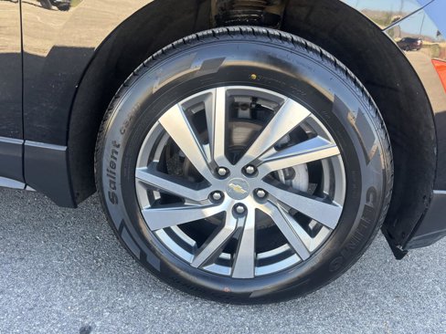 Used 2022 Chevrolet Equinox LT image 38