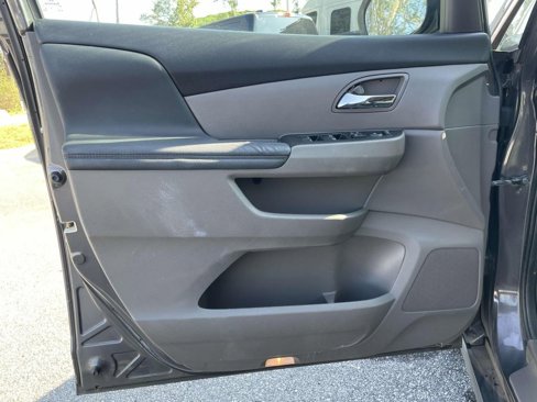 Used 2015 Honda Odyssey EX-L image 6