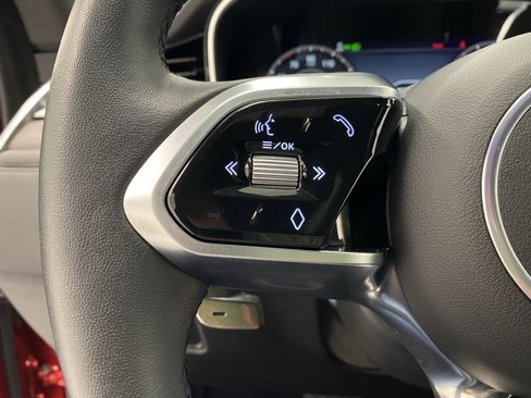 Used 2023 Jaguar F-PACE S image 25