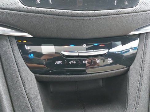 Certified 2022 Cadillac XT5 Sportv image 21