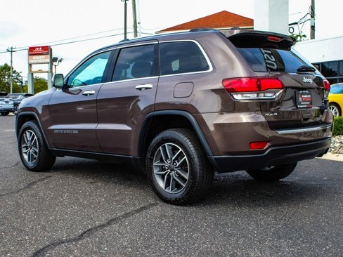 Used 2021 Jeep Grand Cherokee Limited image 4