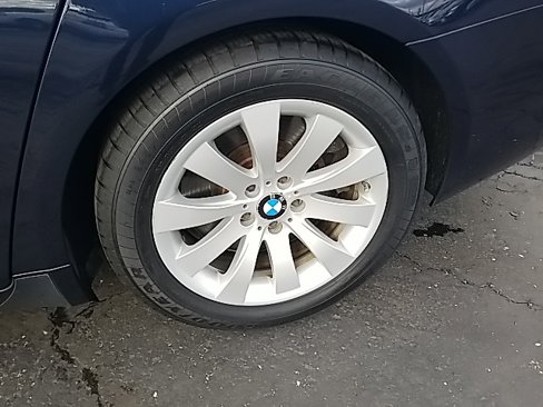Used 2011 BMW 750i xDrive image 46