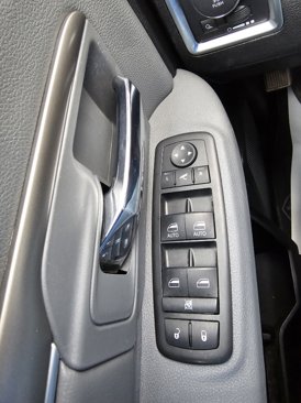 Used 2015 RAM 1500 Outdoorsman image 18