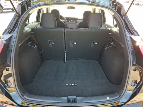 Used 2024 Nissan Kicks SV image 28