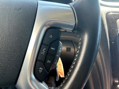 Used 2016 Chevrolet Traverse LT w/ Style and Technology Package image 20
