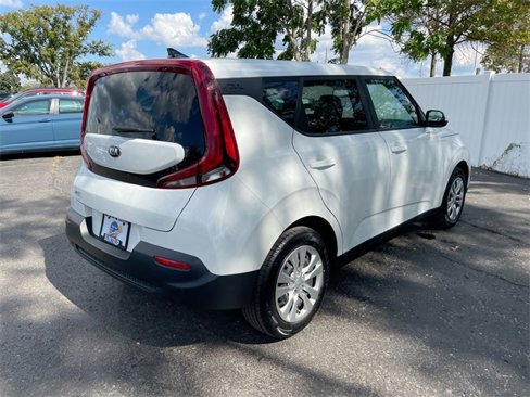 Used 2021 Kia Soul LX image 29