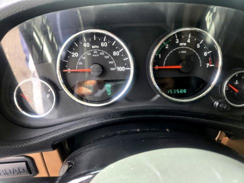 Used 2012 Jeep Wrangler Unlimited Rubicon w/ Connectivity Group image 44