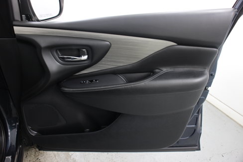 Used 2018 Nissan Murano S image 30