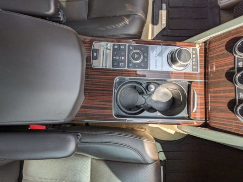 Used 2016 Land Rover Range Rover HSE image 21