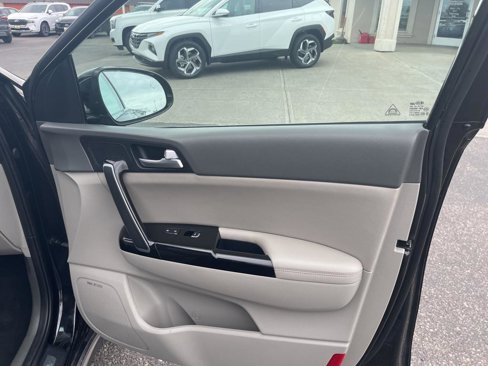 Used 2019 Kia Sportage SX image 19