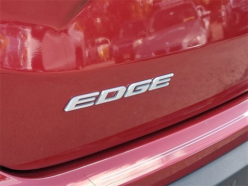 Used 2020 Ford Edge SEL w/ Convenience Package image 31
