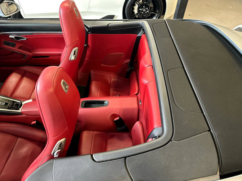 Used 2015 Porsche 911 Carrera image 21
