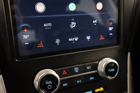 Used 2024 Ford Edge SEL image 7
