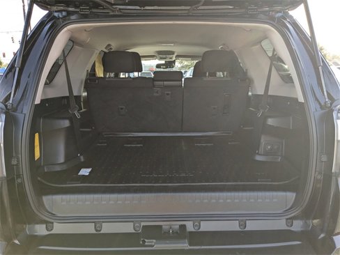 Used 2022 Toyota 4Runner SR5 image 6