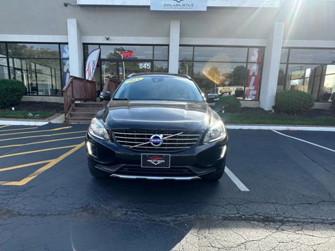Used 2015 Volvo XC60 T6 Premier Plus image 2