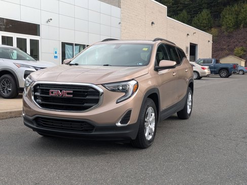 Used 2018 GMC Terrain SLE w/ Driver Convenience Package image 3