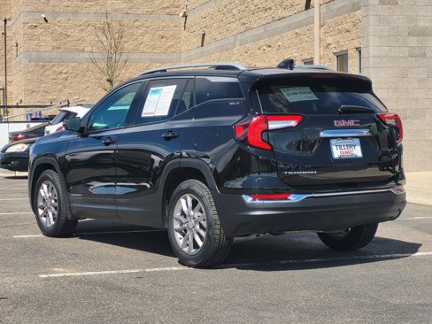 Used 2022 GMC Terrain SLT image 5