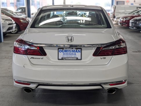 Used 2017 Honda Accord EX-L image 7