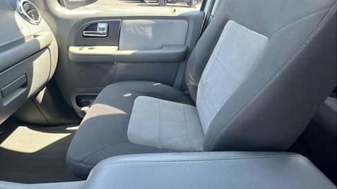 Used 2006 Ford Expedition XLT image 22