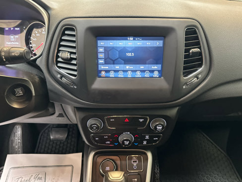 Used 2019 Jeep Compass Latitude w/ Cold Weather Group image 5