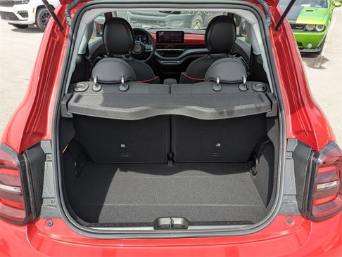 New 2024 FIAT 500 e (RED) image 27
