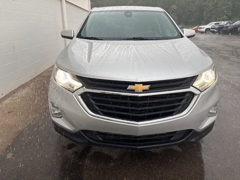 Used 2019 Chevrolet Equinox LT w/ Driver Convenience Package image 6