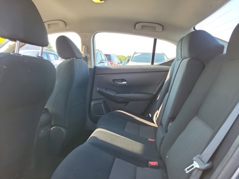 Used 2022 Nissan Sentra SV image 11