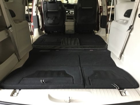 Used 2017 Chrysler Pacifica Touring-L Plus image 46