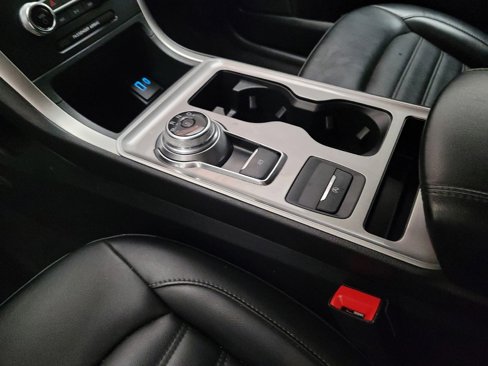 Used 2024 Ford Edge SEL image 26