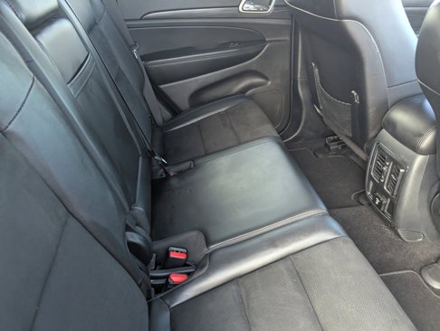 Used 2020 Jeep Grand Cherokee Altitude image 13